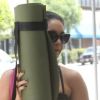 Vanessa Hudgens quitte son cours de yoga avec son petit ami Austin Butler, le jeudi 2 août 2012.