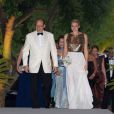 Chalene Wittstock et le Prince Albert, plus complices que jamais lors du Bal de la Croix-Rouge à Monaco, le vendredi 3 août 2012.