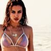 Sexy en bikini, Irina Shayk pose pour la campagne 2013 de la marque Agua Bendita.