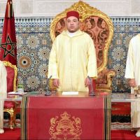 Le prince Moulay Hassan, 9 ans, avec Mohammed VI pour les 13 ans de son règne
