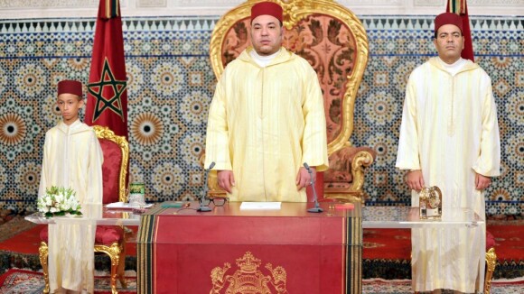 Le prince Moulay Hassan, 9 ans, avec Mohammed VI pour les 13 ans de son règne