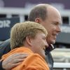 Le prince Willem-Alexander des Pays-Bas a suivi en compagnie de son ami le prince Albert II de Monaco le concours de saut d'obstacles par équipes des Jeux olympiques de Londres, le 6 août 2012, à Greenwich Park.