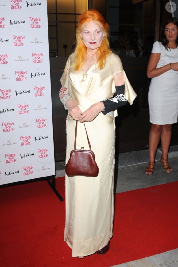 La flamboyante Vivienne Westwood lors du dîner organisé en l'honneur des JO à Londres le 9 août 2012