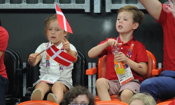 La famille royale danoise (Margrethe, Frederik, Mary, Christian et Isabella) encourageait le 8 août 2012 Mikkel Hansen et ses coéquipiers de l'équipe de handball du Danemark lors de leur quart de finale des Jeux olympiques de Londres, perdu contre la Suède.