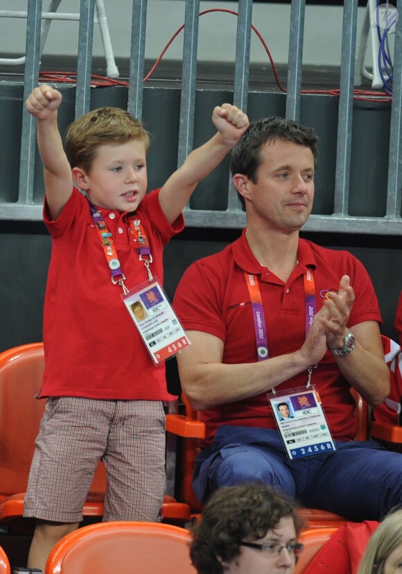 La famille royale danoise (Margrethe, Frederik, Mary, Christian et Isabella) encourageait le 8 août 2012 Mikkel Hansen et ses coéquipiers de l'équipe de handball du Danemark lors de leur quart de finale des Jeux olympiques de Londres, perdu contre la Suède.
