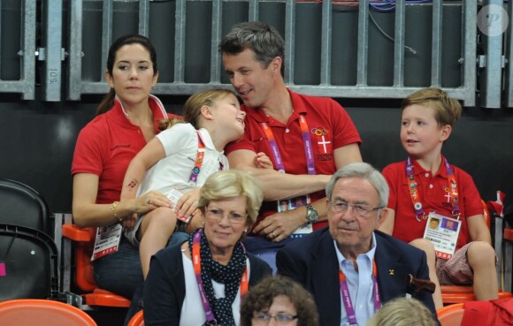 La famille royale danoise (Margrethe, Frederik, Mary, Christian et Isabella) encourageait le 8 août 2012 Mikkel Hansen et ses coéquipiers de l'équipe de handball du Danemark lors de leur quart de finale des Jeux olympiques de Londres, perdu contre la Suède.