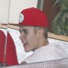 Justin Bieber mange dans un restaurant japonais en famille, le samedi 11 août 2012, à Studio City.