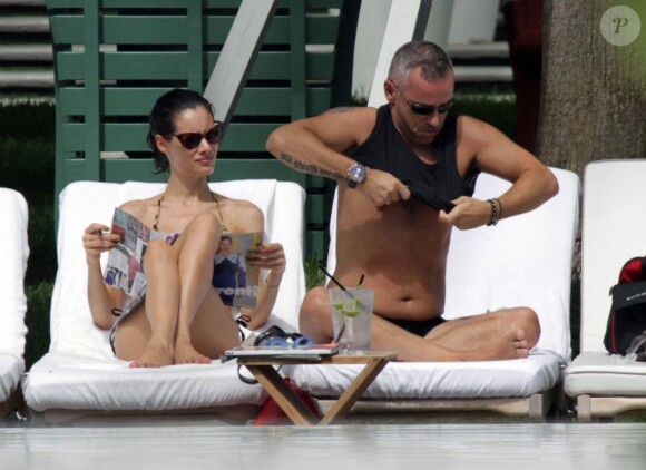 Eros Ramazzotti et sa compagne Marica en vacances à Miami le 12 août 2012