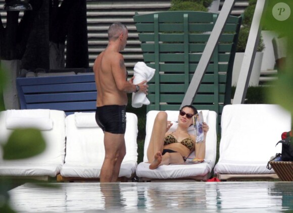 Eros Ramazzotti et sa compagne Marica en vacances à Miami le 12 août 2012