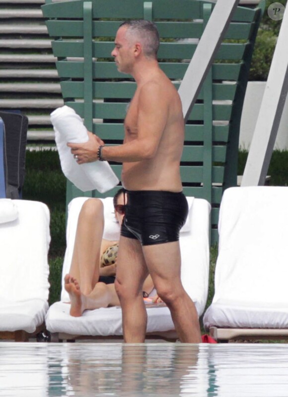 Eros Ramazzotti et sa compagne Marica en vacances à Miami le 12 août 2012