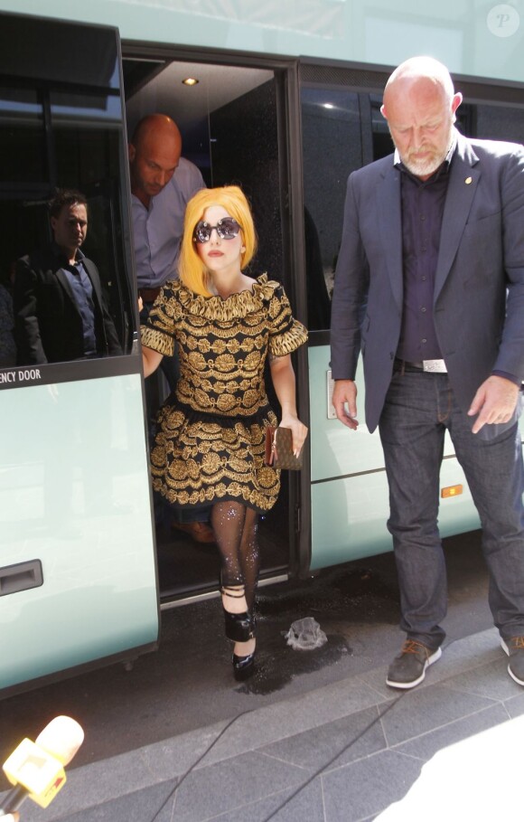Lady Gaga à son arrivée à Bucarest, en Roumanie, le 15 août 2012.