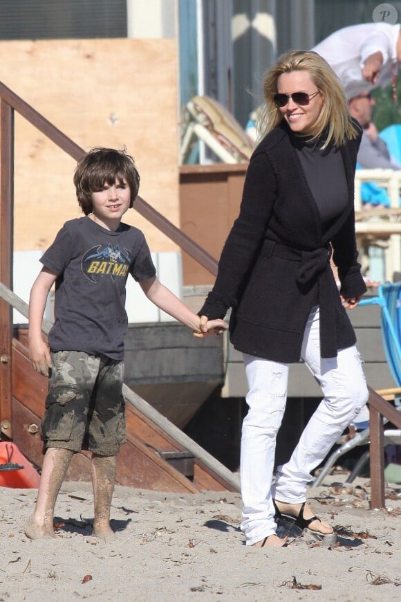 Jenny McCarthy avec son fils Evan à Malibu en 2009