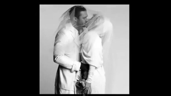 Yoü and I : Lady Gaga et Taylor Kinney se bécotent pour clore la saga