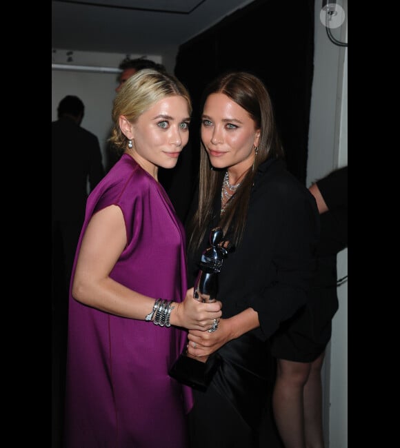 Ashley et Mary-Kate Olsen à New York le 4 juin 2012