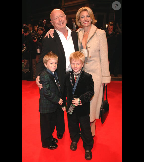 Tony Scott avec sa femme Donna et leurs enfants en 2006 à Lille lors de l'avant-première du film Déjà vu