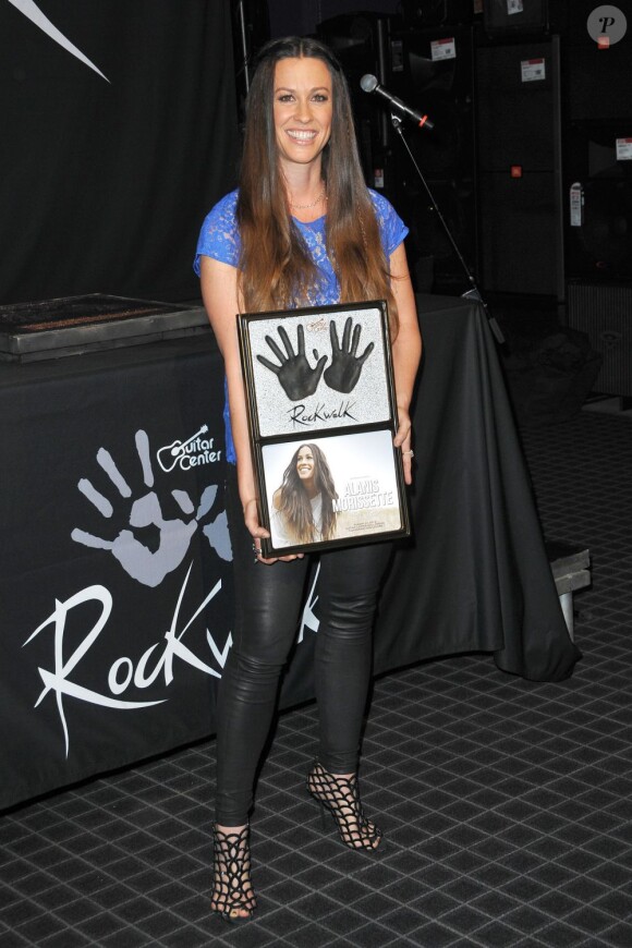 Alanis Morissette intronisée au Guitar Center's RockWall de Los Angeles, le 21 août 2012.