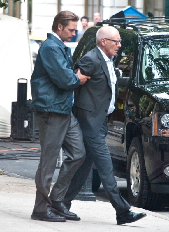 Josh Holloway et Harrison Ford sur le tournage de Paranoia à Philadelphie, le 21 août.