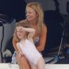 L'année dernière, Geri Halliwell et sa fille Bluebell profitait déjà un yatch dans le sud de la France, le 17 juin 2011.