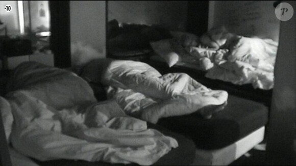 A 15h, ce samedi 25 août 2012, les habitants sont toujours au pays des rêves...