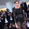 Laetitia Casta, habillée en Dolce & Gabbana, lors de la cérémonie d'ouverture de la 69e Mostra de Venise le 29 août 2012