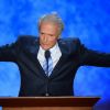 Clint Eastwood prononce un discours et s'adresse à une chaise vide lors du congrès républicain à Tampa le 30 août 2012