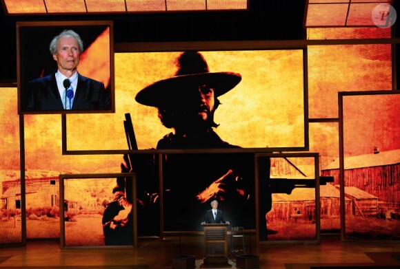 Clint Eastwood a fait une entrée remarquée, fidèle à son aura, lors du congrès républicain à Tampa le 30 août 2012