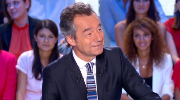 Michel Denisot lors de la météo de Doria Tillier au Grand Journal de Canal + le vendredi 31 août 2012