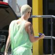  EXCLU : Amber Rose, enceinte, fait du shopping à Los Angeles le 1er septembre 2012  