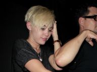Miley Cyrus en couple : Très court vêtue pour assister au concert de son papa