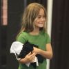 Courteney Cox : sa petite Coco Arquette essaie une paire de talons à Beverly Hills le 4 septembre 2012