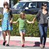 Courteney Cox passe la journée avec sa fille Coco à Brentwood à Los Angeles, le 4 septembre 2012