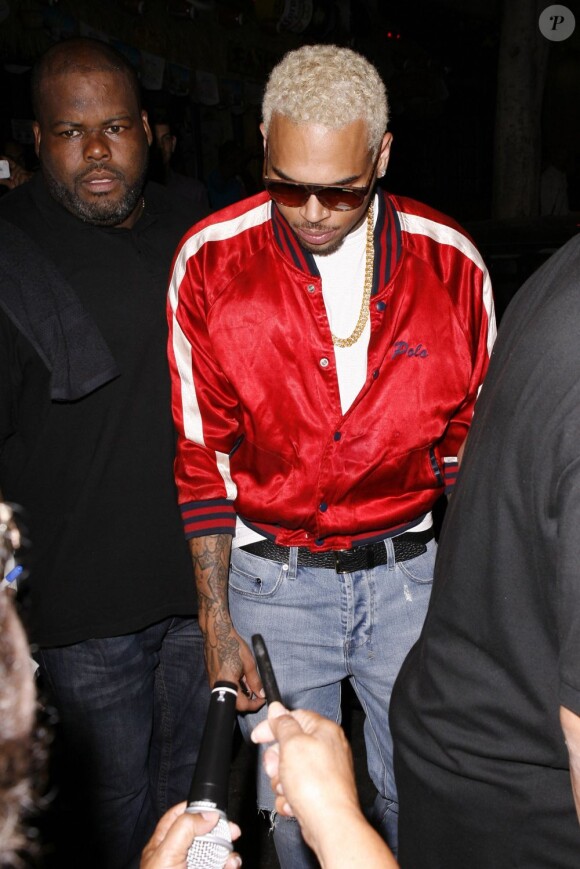 Le chanteur Chris Brown à la sortie du Supper Club à Los Angeles, le 4 septembre 2012.