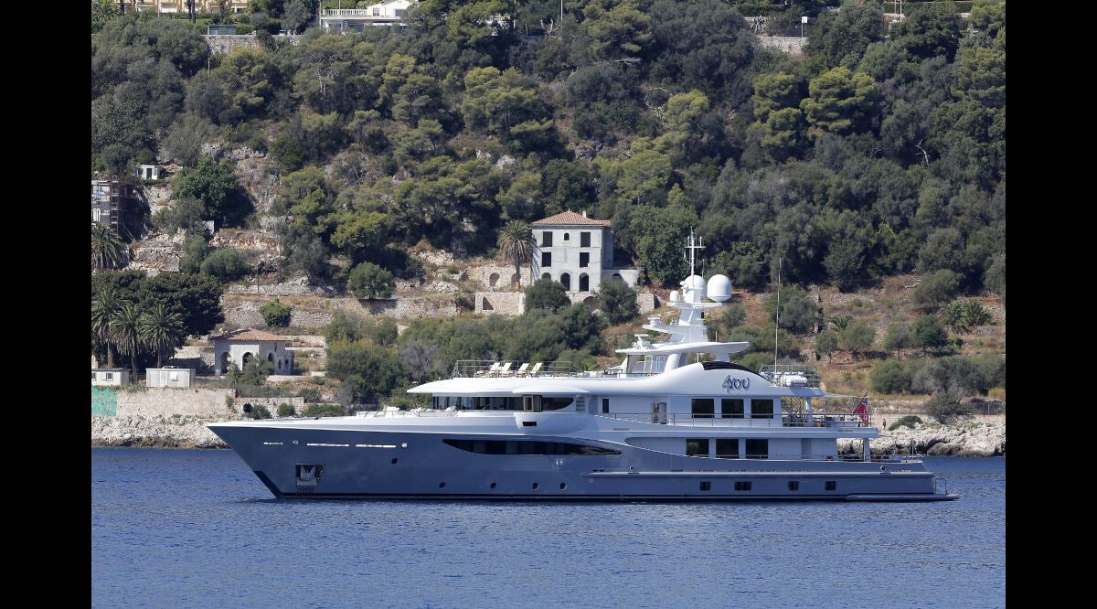 Photo : Le yacht de Beyoncé et Jay-Z est à Villefranche-sur-Mer le 6 ...