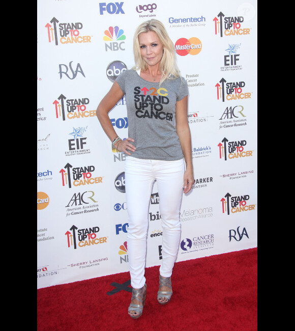 Jennie Garth lors de la soirée caritative 'Stand up to Cancer', le 7 septembre 2012 à Los Angeles