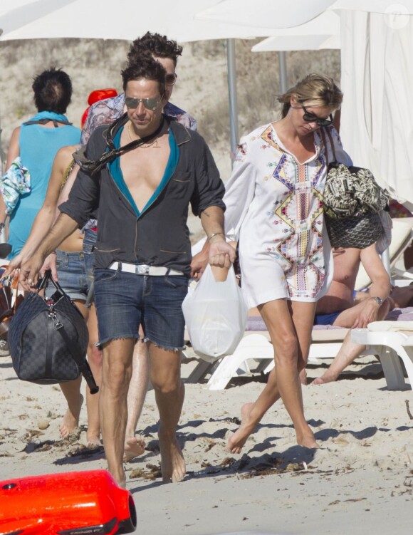 Kate Moss, son mari Jamie Hince en vacances à Ibiza, le 15 septembre 2012.