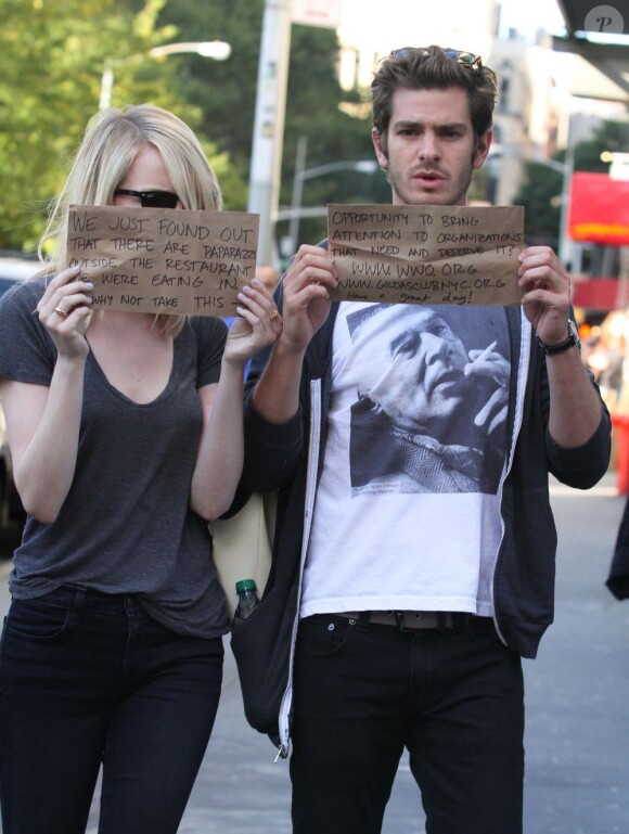 Emma Stone et Andrew Garfield dans les rues de New York, le 15 septembre 2012.