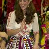 Kate Middleton et le prince William en visite officielle à Tuvalu le 18 septembre 2012, dernière escale de leur tournée dans le Pacifique dans le cadre du jubilé de diamant de la reine Elizabeth II.