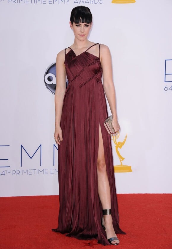Jena Malone en robe J. Mendel et sandales Casadei aux Emmy Awards. Los Angeles, le 23 septembre 2012.