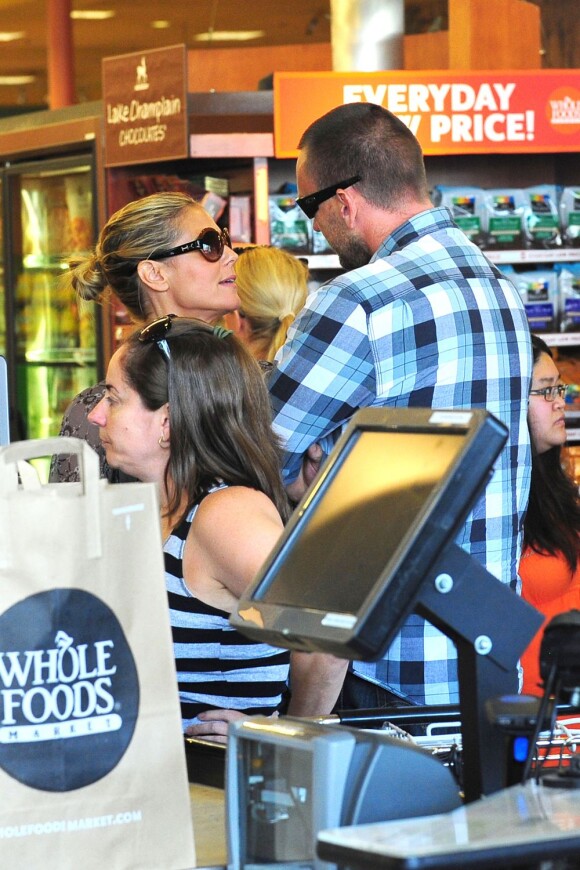 Heidi Klum et Martin Kirsten font des courses au Whole Foods Market. Los Angeles, le 22 septembre 2012.