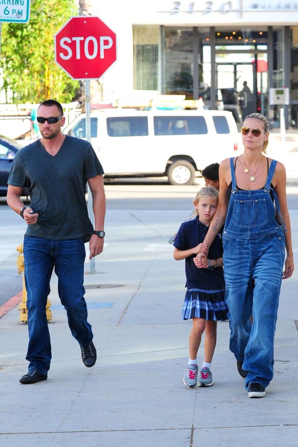 Martin Kirsten, Heidi Klum et sa fille Leni à Los Angeles, le 24 septembre 2012.