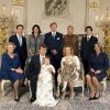 La reine Beatrix et la famille royale des Pays-Bas en 2007. En 2012, le prince Friso est plongé dans le coma après avoir été pris dans une avalanche. En septembre, il reprend brièvement conscience.