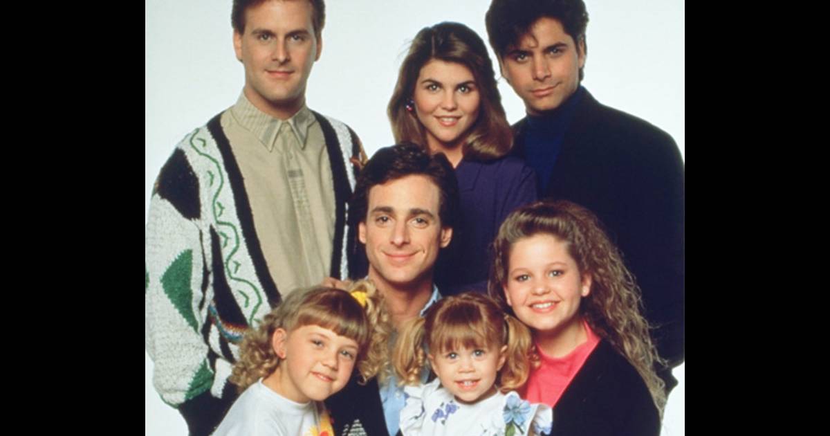 Bob Saget La Fete A La Maison La sitcom La fête à la maison, diffusée entre 1987 et 1995. - Purepeople