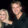 Reese Witherspoon et Ryan Phillippe en 2000. Les deux acteurs formaient l'un des couples les plus glamour d'Hollywood