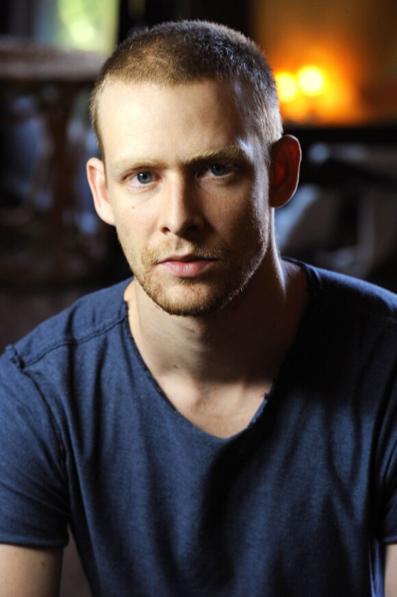 Johnny Lewis en 2012.