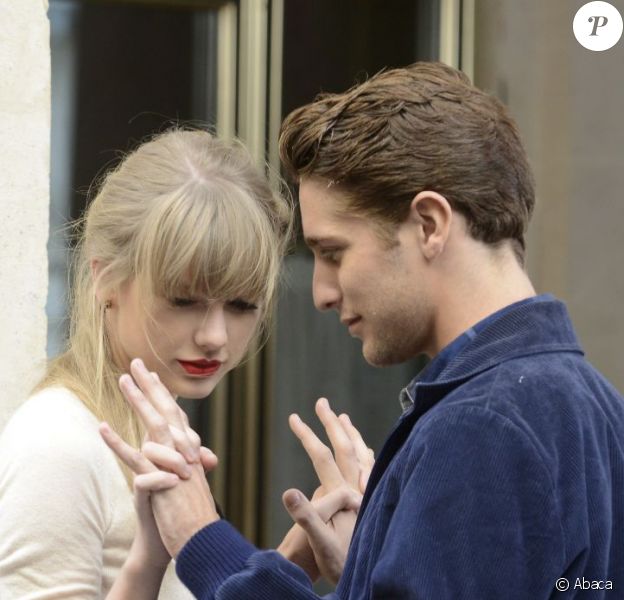 Taylor Swift en charmante compagnie sur le tournage de son nouveau clip à Paris, le 1er octobre 2012.