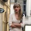 Taylor Swift en charmante compagnie sur le tournage de son nouveau clip à Paris, le 1er octobre 2012.
