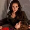 Kristen Stewart et Mackenzie Foy dans Twilight - Chapitre 5 : Révélation 2e partie, en salles le 14 novembre.