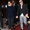 Jennifer Lopez sort de son hôtel avec son amoureux Casper Smart à Paris, le 2 octobre 2012