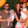 Alessandra Ambrosio en famille lors du 3e Veuve Clicquot Polo Classic annuel, à Los Angeles, le 6 octobre 2012