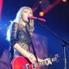Taylor Swift chante lors des BBC Radio 1's Teen Awards 2012, à la Wembley Arena de Londres, le dimanche 7 octobre 2012.